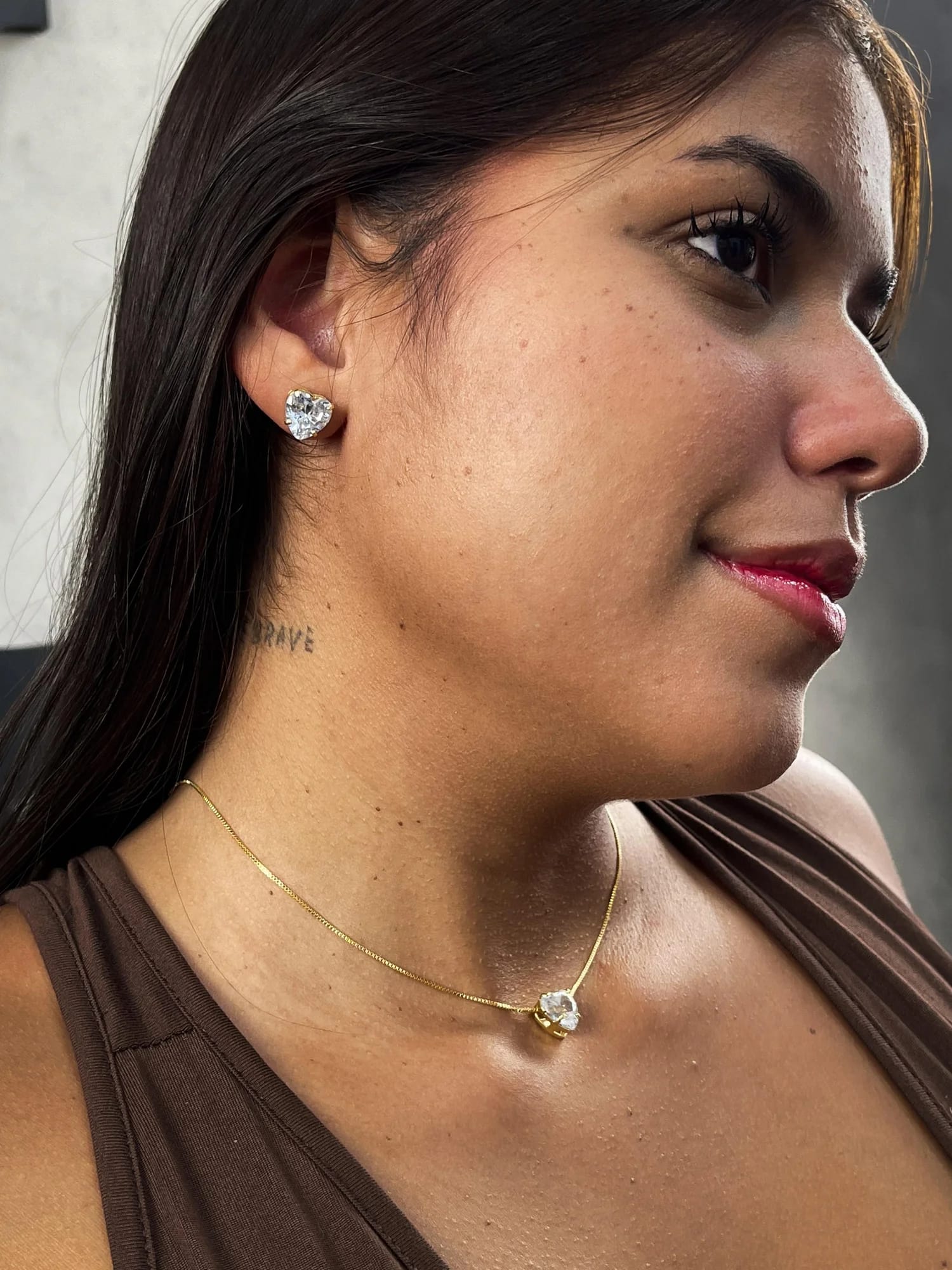 Colar Feminino Coração Branco