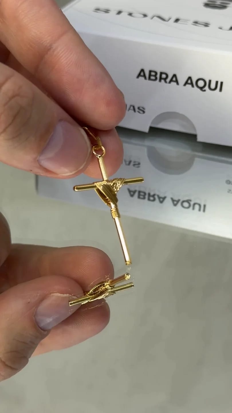Pingente Crucifixo Amarrado