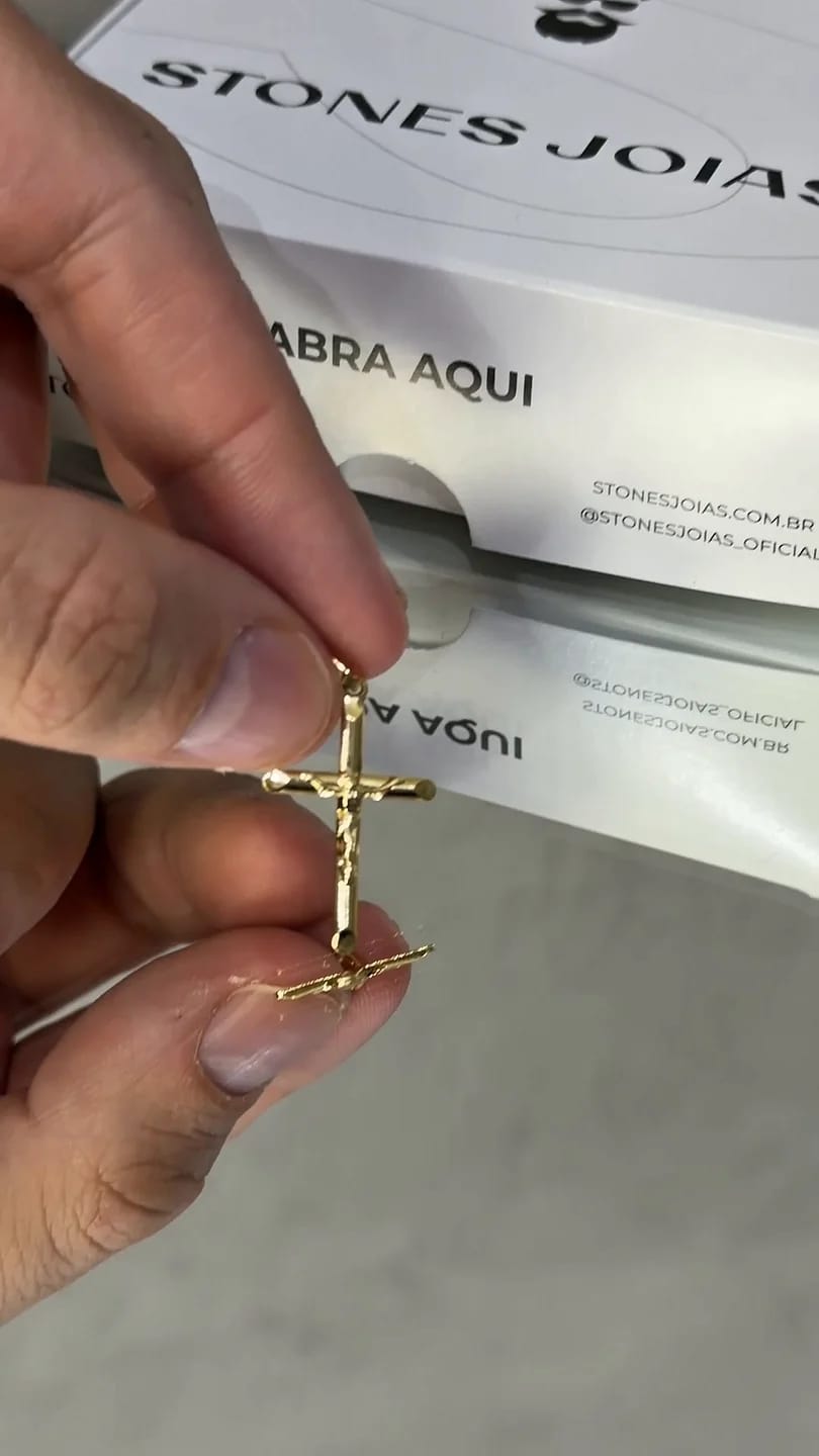 Pingente Crucifixo Estampado com Cristo PP