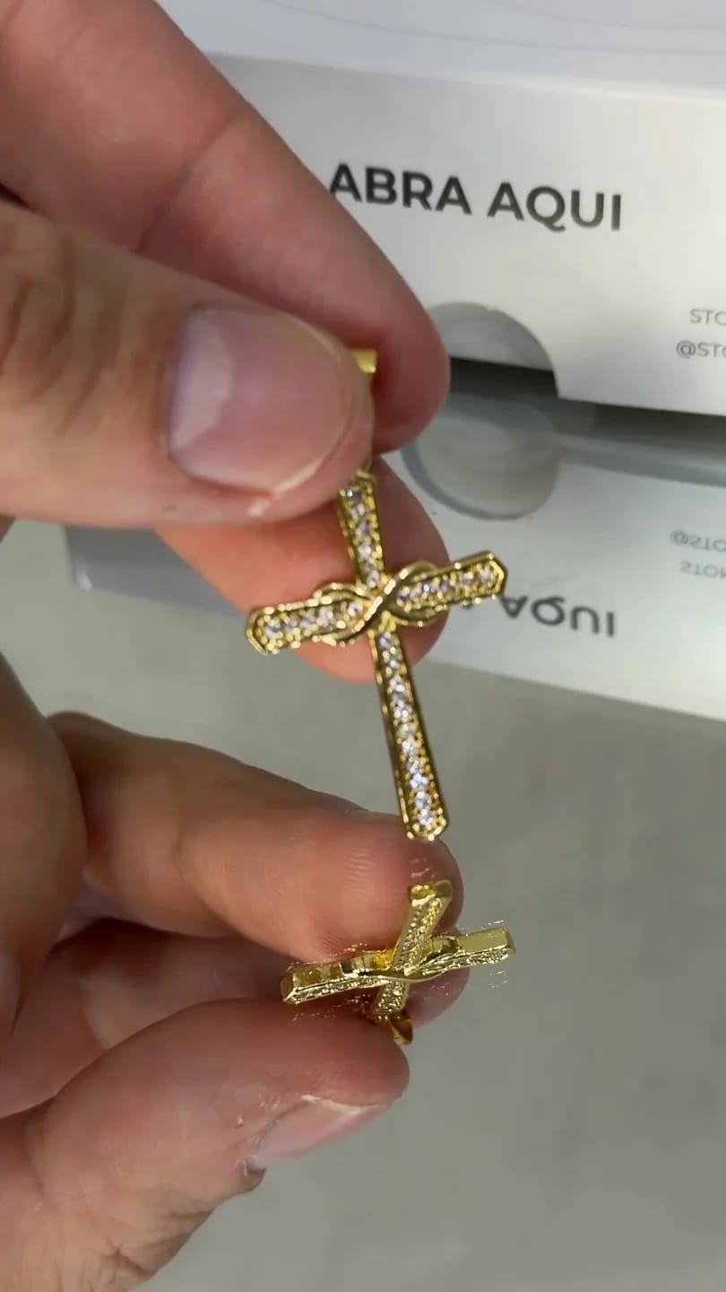 Pingente Crucifixo Infinito Cravejado